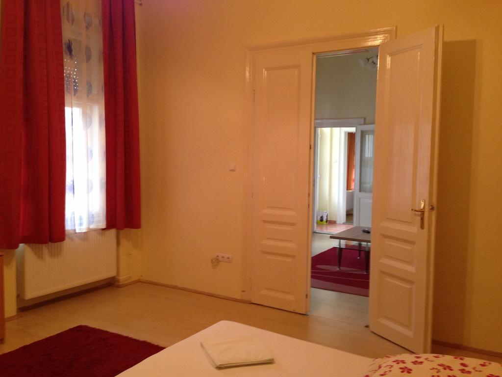 Peterfia Apartman デブレツェン エクステリア 写真